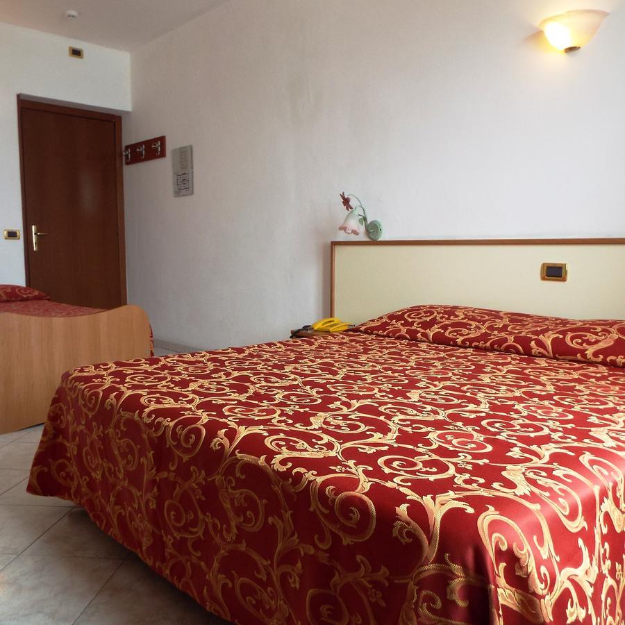 Hotel Ideale Varazze Exterior photo